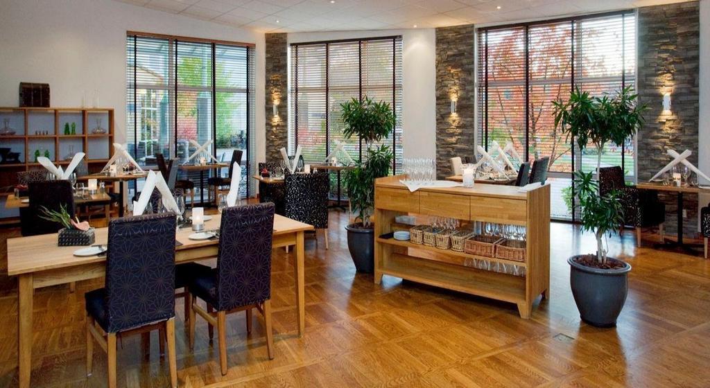 Hotel Nova Park Conference à Knivsta  Extérieur photo